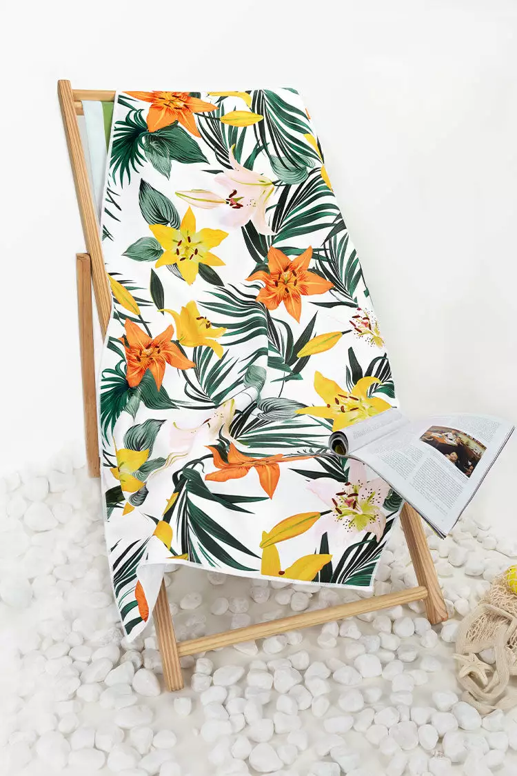 Cupshe Guanacaste Floral Beach Blanket 1 Cupshe Guanacaste Floral Beach Blanket