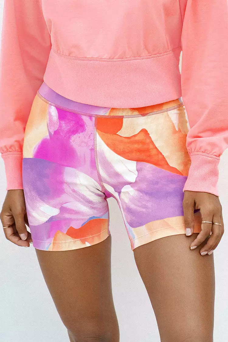 Cupshe Retro Swirl Motion Blur Print Bike Shorts 5 Cupshe Retro Swirl Motion Blur Print Bike Shorts - Image 5