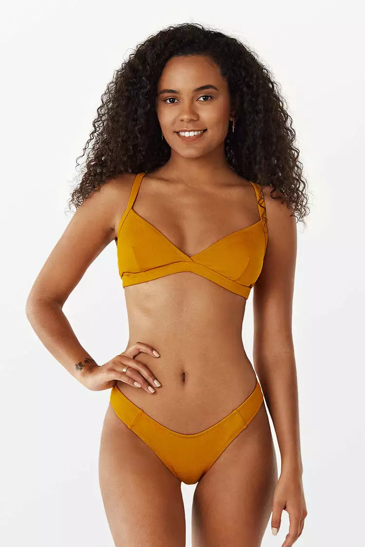 Cupshe Summer Cutout Criss Cross Bikini 4 Cupshe Summer Cutout Criss Cross Bikini - Image 4