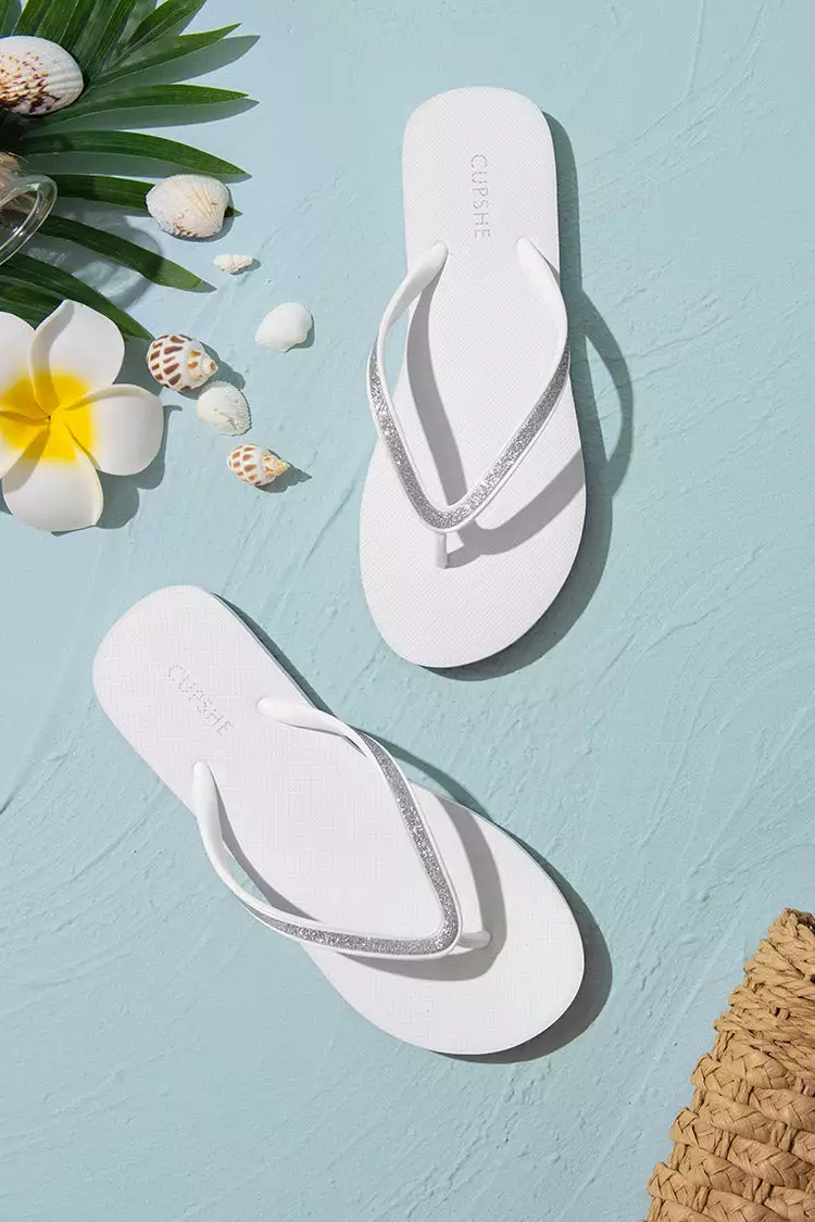 Cupshe Blanco Minimalist Flip Flops 1 Cupshe Blanco Minimalist Flip Flops