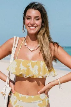 Cupshe Delicate Expressions Flounce Bandeau