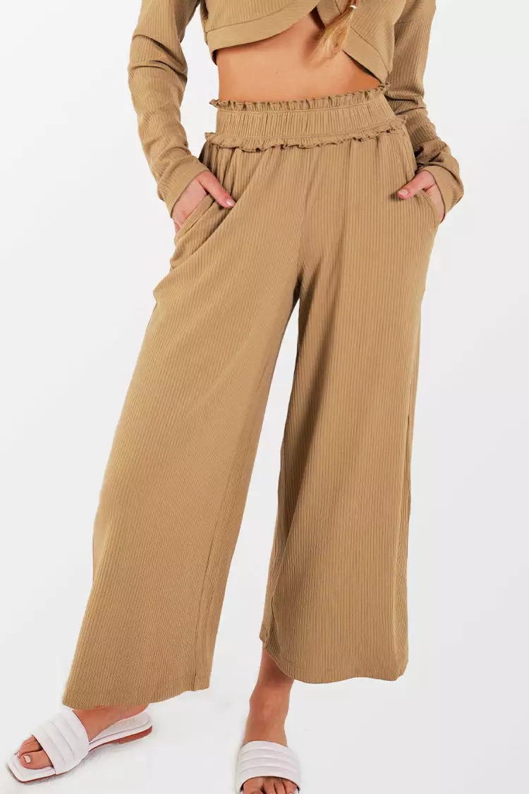 Cupshe Jubilee Elastic Waist Wide Leg Sweatpants 1 Cupshe Jubilee Elastic Waist Wide Leg Sweatpants