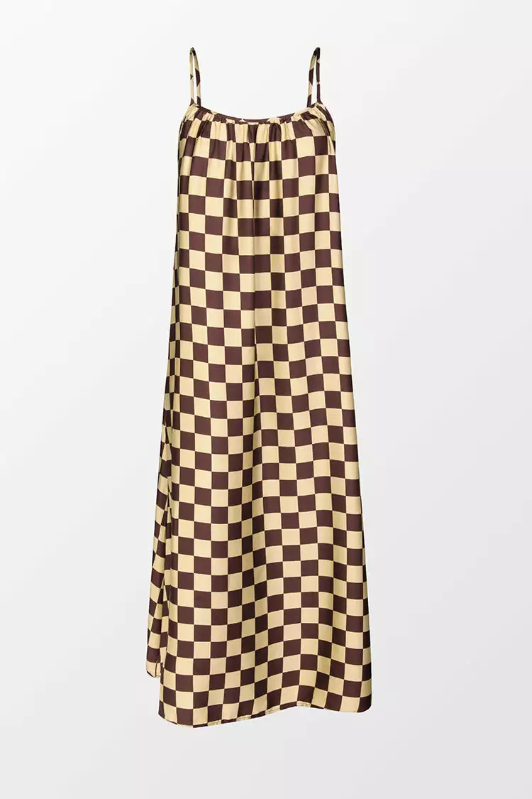 Cupshe Jazmyne Checkered Backless Slip Dress 1 Cupshe Jazmyne Checkered Backless Slip Dress