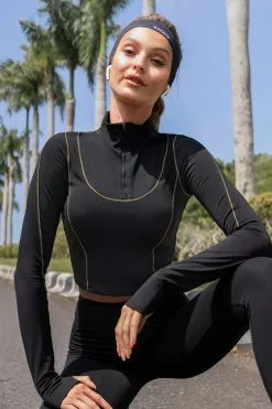 Cupshe Fusion Black High Neck Sweatshirt 10 Cupshe Fusion Black High Neck Sweatshirt -Deals Cupshe Store 1 1b953fdb 0b72 43e3 8586 c3c54f019834