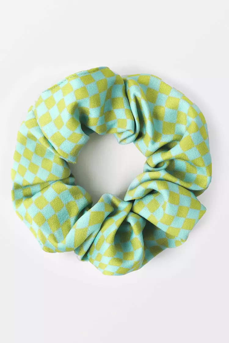 Cupshe Papaya Green Gingham Ruching Hair Tie 1 Cupshe Papaya Green Gingham Ruching Hair Tie
