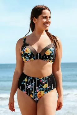 Cupshe Catherine Floral Underwire Plus Size Bikini Top