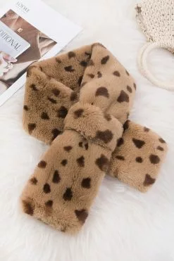 Cupshe Winter Escape Criss Cross Scarf