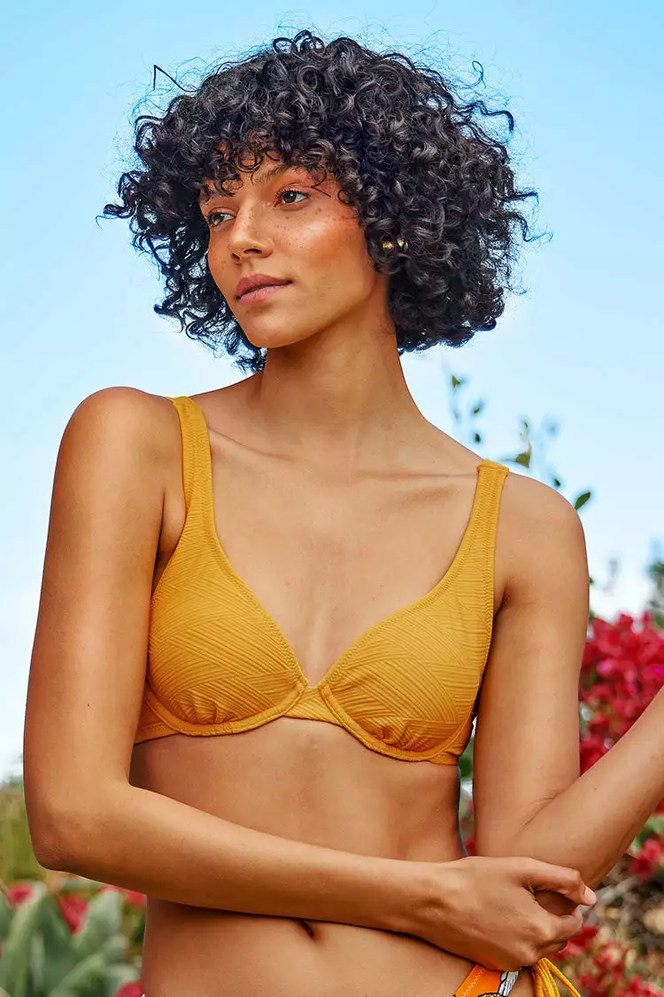 Cupshe Textured Underwire Bikini Top 1 Cupshe Textured Underwire Bikini Top
