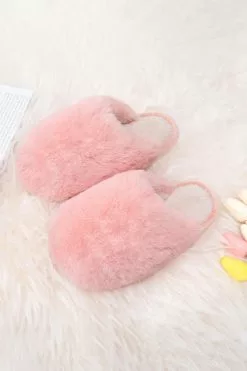 Cupshe Lucky Faux Rabbit Fur Fluffy Slippers