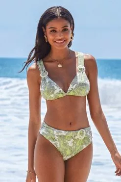 Cupshe Malaya Paisley Triangle Buckle Decor Bikini