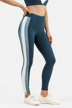Cupshe Private Jet Color Block High Waisted Leggings