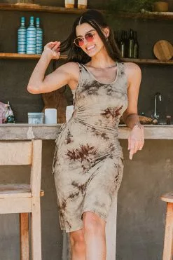 Cupshe Kasandra Cut Out Scoop Bodycon Dress