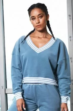 Cupshe Marina Mist V-neck Drop Shoulder Sweatshirt