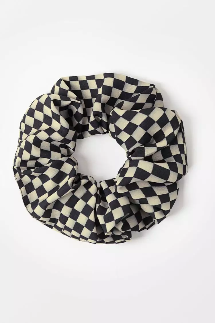 Cupshe Papaya Gingham Ruching Hair Tie 1 Cupshe Papaya Gingham Ruching Hair Tie
