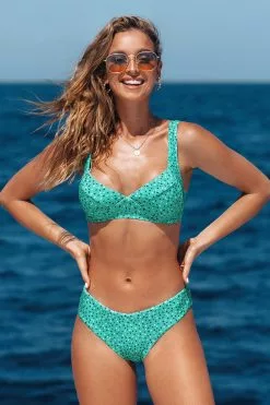 Cupshe Adalee Heart Bikini with Reversible Bottoms