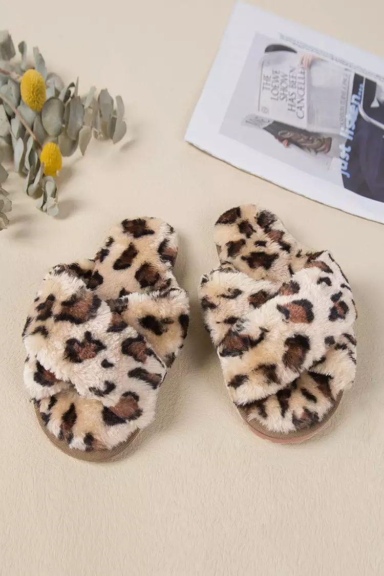 Cupshe Lark Leopard Cross Strap Fluffy Slippers 1 Cupshe Lark Leopard Cross Strap Fluffy Slippers