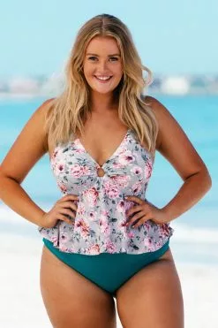 Cupshe Floral Plus Size Ruffle Tankini Top