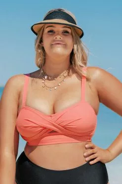 Cupshe Ana Ruched Plus Size Bikini Top