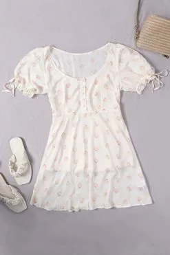 Cupshe Alani Buttoned Frill Short Sleeves Dress
