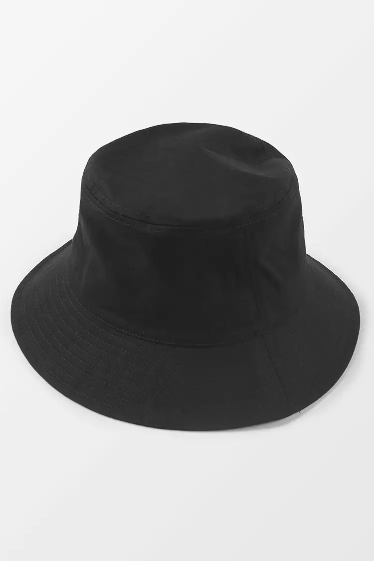 Cupshe Maribel Minimalism Black Bucket Hat 1 Cupshe Maribel Minimalism Black Bucket Hat
