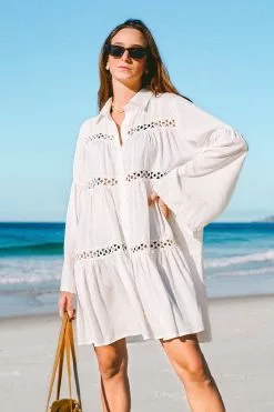 Cupshe Antonella Ruffle Hem Button Front Kimono