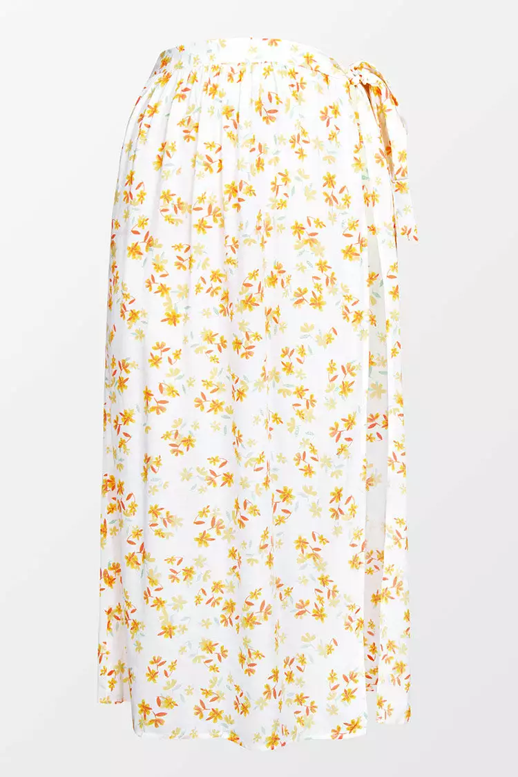 Cupshe Raelyn Ditsy Tie Waist Split Cover Up 3 Cupshe Raelyn Ditsy Tie Waist Split Cover Up - Image 3