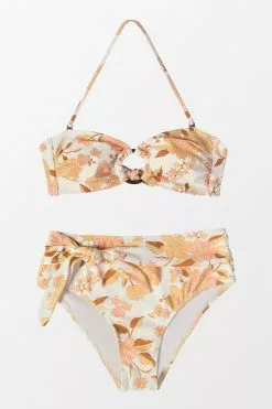 Cupshe Cassie Floral O-ring Halter Bikini 9 Cupshe Cassie Floral O-ring Halter Bikini -Deals Cupshe Store 1 8b918b0f 10a9 4869 9846 4db504c51e63