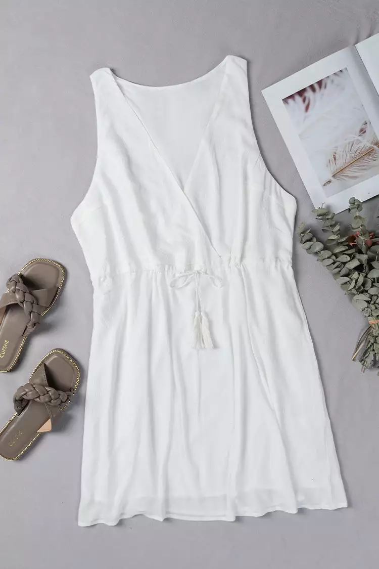 Cupshe Courtney White V-neck Waist Tie Dress 3 Cupshe Courtney White V-neck Waist Tie Dress - Image 3