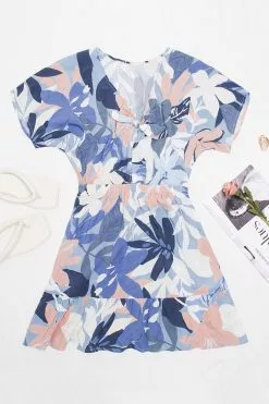 Cupshe Madilynn V-neck Short Sleeves Short Dress