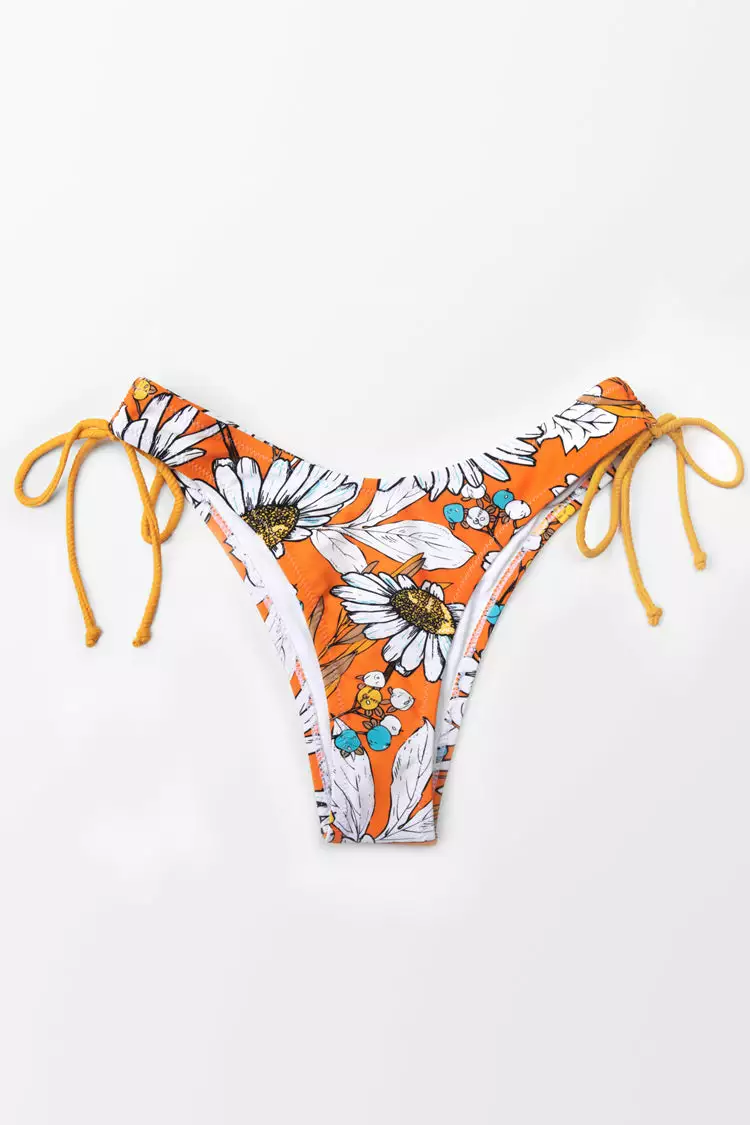 Cupshe Daisy Tie Side Bikini Bottom 3 Cupshe Daisy Tie Side Bikini Bottom - Image 3