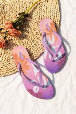 Cupshe Sunburst Summer Print Flip Flops