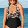 Cupshe Soleil Geo Molded Twist Front Plus Size One Piece Swimsuit