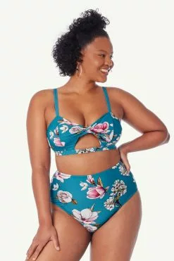 Cupshe Blue Floral Cutout High Waisted Plus Size Bikini 7 Cupshe Blue Floral Cutout High Waisted Plus Size Bikini -Deals Cupshe Store 1 b503fbe4 59ad 498a 8318 240fab6b18c7