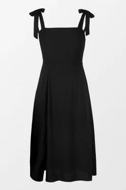 Cupshe Amayah Black Shoulder Tie Maxi Dress 6 Cupshe Amayah Black Shoulder Tie Maxi Dress -Deals Cupshe Store 1 b90402cc 2637 41fe bc7a 6936e5666ef9