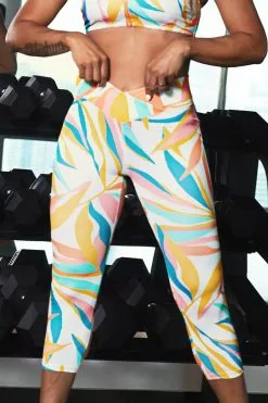 Cupshe Amantea Abstract Print Leggings 7 Cupshe Amantea Abstract Print Leggings -Deals Cupshe Store 1 c5f8597f c112 4b08 8658 f5251d5a8234