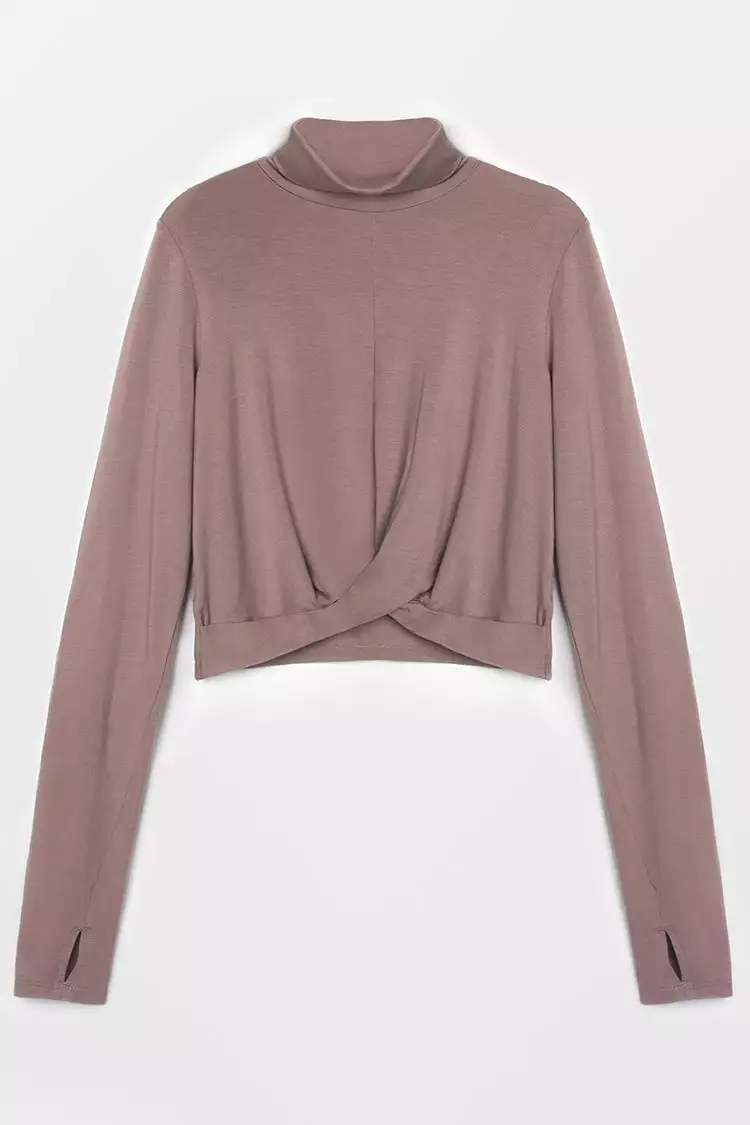 Cupshe Fiji Twist High Neck Sweatshirt 3 Cupshe Fiji Twist High Neck Sweatshirt - Image 3
