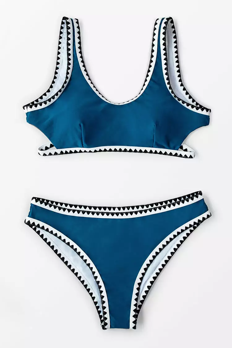 Cupshe Sporty Blue and Black Crochet Bikini 3 Cupshe Sporty Blue and Black Crochet Bikini - Image 3