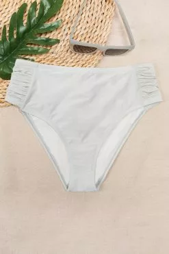 Cupshe Madisen Ruched Plus Size Bikini Bottom 8 Cupshe Madisen Ruched Plus Size Bikini Bottom -Deals Cupshe Store 1 d24268e2 8e45 4ccb 9d2e 40f33e336cd9