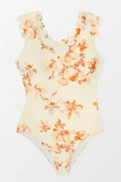 Cupshe Adeline V-neck Floral Scalloped One Piece Swimsuit -Deals Cupshe Store 1 d41cbc0d e815 4dc2 b5fc b0be5608c027