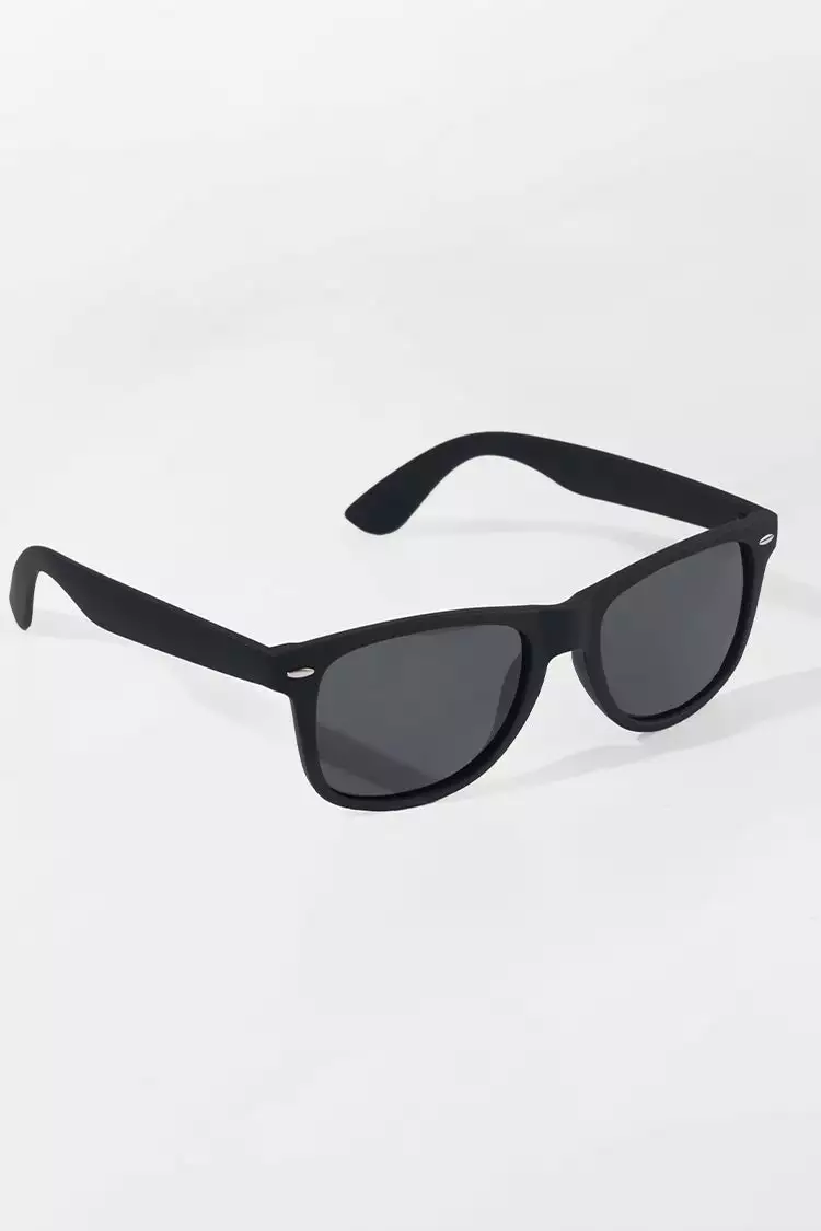 Cupshe Black Magic Minimalist Sunglasses 1 Cupshe Black Magic Minimalist Sunglasses