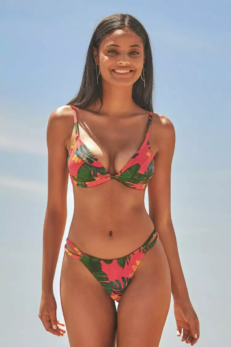 Cupshe Yasmin Tropical V-neck Bikini 1 Cupshe Yasmin Tropical V-neck Bikini