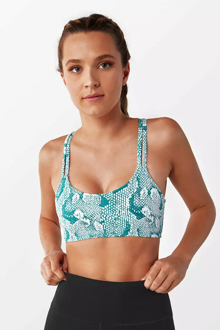 Cupshe Pandora Snake Criss Cross Sports Bra 1 Cupshe Pandora Snake Criss Cross Sports Bra