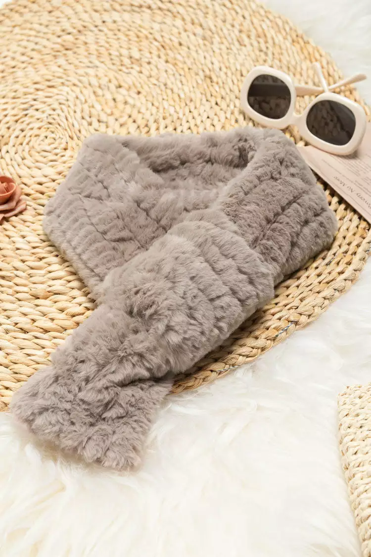 Cupshe Never Stop Criss Cross Cozy Scarf 1 Cupshe Never Stop Criss Cross Cozy Scarf