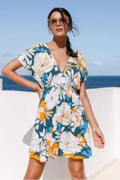 Cupshe Jena Floral V-neck Dress