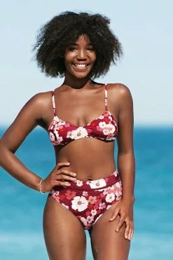 Cupshe Paige Floral Bikini Top -Deals Cupshe Store 1 f97ac88d 8221 48dd bff0 1a7643325373