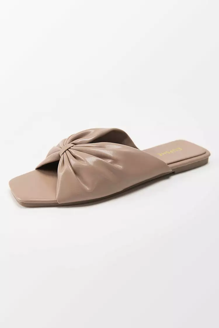 Cupshe Wrapped Up Bowknot Slide Sandals 2 Cupshe Wrapped Up Bowknot Slide Sandals - Image 2