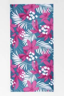 Cupshe Summer Nights Floral And Leafy Beach Blanket 6 Cupshe Summer Nights Floral And Leafy Beach Blanket -Deals Cupshe Store 2 0bcedd4c 0543 4817 af50 f04f3e90c4a4