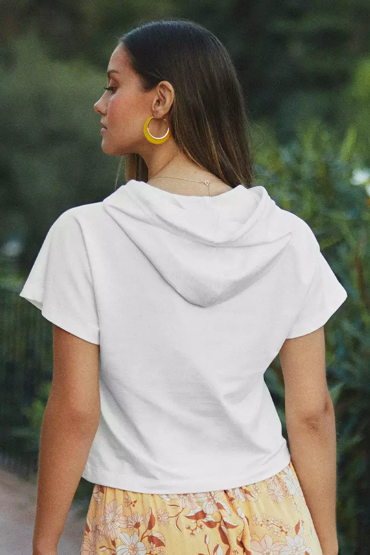 Cupshe Candy Kiss Floral Embroidery Short Sleeve Crop Hoodie 2 Cupshe Candy Kiss Floral Embroidery Short Sleeve Crop Hoodie - Image 2