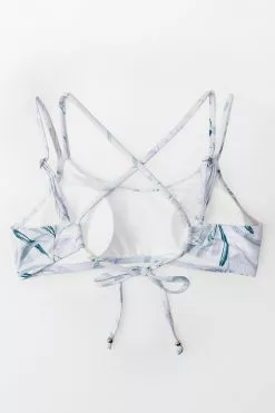 Cupshe Floral Double Straps Crisscross Bikini Top 9 Cupshe Floral Double Straps Crisscross Bikini Top -Deals Cupshe Store 2 261b6b6d 4c8d 42e4 8649 83ee90119fe0