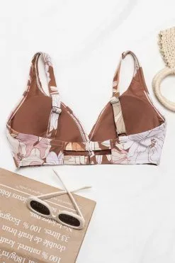 Cupshe Kari Floral Plus Size Bikini Top 7 Cupshe Kari Floral Plus Size Bikini Top -Deals Cupshe Store 2 2 398dd45f e314 4f01 a5ea 2407be698047